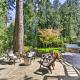 The Owls Nest with Hot Tub and Forest Views!, Portland