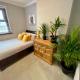 Cozy Two Bedroom - A Stroll from Gardens to Beach - With Parking Bournemouth - Photo 9