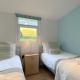 Pass the Keys Gower BEACH Staycation Caswell Bay - Sleeps 4, Swansea - Foto 2