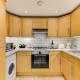 Redhill town centre apartment by Livingo, Redhill (fotografie 10)