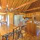 Rustic Zanesville Getaway with Expansive Yard!, Zanesville (foto 9)