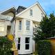 Private Two Bedroom Residence in Southbourne - Private Parking - Off the High Street - Minutes Away from the Beach Bournemouth - Photo 1