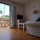 Bon Repos - B10, Apartamento con Terraza en Cala'n Bosch, Cala en Bosch (zdjęcie 8)