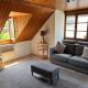 Top Floor Apartment with Mountain Views in the centre of Argeles Gazost, Argelès-Gazost