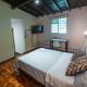 Cozy apartment in Poblado near Envigado FRN104 By Roots Rentals, Медельин - Фото 2