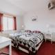 Narfastadir Guesthouse, Laugar (foto 10)
