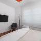 Apartment Stella - heated rooftop swimming pool, Ичичи (фото 5)