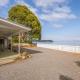 Lake Edge Cottage - Waitahanui Holiday Home - Photo 1
