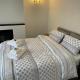 2-Bed Sleeps 4 Free Parking Pets Allowed