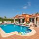 Villa Violeta by Villa Plus, Cala en Bosch (zdjęcie 2)