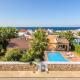 Villa Mikel by Villa Plus, Cala en Bosch (zdjęcie 8)