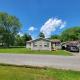 Camp Not Found - 3 Queen Bedrooms by the lake, Hartstown