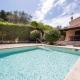 Large Provencal villa with swimming pool in lush greenery LIVE IN CANNES, Vallauris