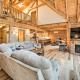 Classy Home with Hot Tub 2 Mi to Lake Access!, Jackson (fotografie 5)