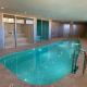 High end large ground floor with luxury private pool and sea views, Малага - Фото 8