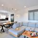 Stylish Privet Poolside Villa, Agios Georgios (foto 6)