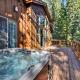 Saint Bernard - Luxurious Upscale Comfy Mountain Retreat Hot Tub Gas BBQ with Level 2 EV Connection Truckee - Foto 2