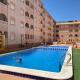 Amazing 2-bedrooms apartment with pool Torrevieja center, Torrevieja - Fotografie 1