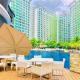 AZURE A6 beachpool with Balcony Wifi near mall airport, Manila - Foto 1