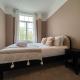 STAY IN STYLE OPPOSITE WINDSOR CASTLE & free parking, Windsor - Fotografie 4