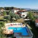 Holidayhome with bar and swimming pool