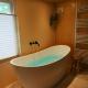 The Sunbird Inn - with luxurious bathroom & sauna, Diessen (foto 8)