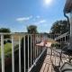 favstay Industrialstyle 2-Zimmer 60qm mit Balkon, Panarbora Fernblick, 55 TV & Netflix, 55Mbit WLAN, Parkplatz, Waldbröl - Photo 7