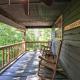 Charming Cabin with Deck about 6 Mi to Nottely Lake Blairsville - Foto 2