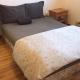 Vancouver Backpacker House - 10 min walk to Metrotown skytrain station