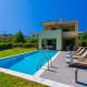 Villa Rubi by Villa Plus Karavomylos - Photo 8