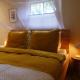 The Sunbird Inn - with luxurious bathroom & sauna, Diessen (foto 7)