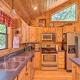 Peaceful Cabin with Deck and Scenic Mtn Views!, Mountain View (zdjęcie 9)