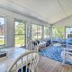 Hilton Lake Getaway with Over-the-Water Deck!, Hilton (foto 2)