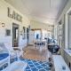 Hilton Lake Getaway with Over-the-Water Deck!, Hilton (foto 4)