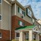 HomeTowne Studios & Suites by Red Roof Charlotte - Concord - Photo 3