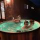 Beautiful Barn Conversion, 3 Bed, hot tub, sauna, gym, enclosed garden Ryde - Photo 3