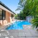Central Tropical Oasis with Pool, Noosaville (foto 8)