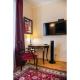 Downtown Antique Apartment by BookingHost, Varsavia - Foto 9