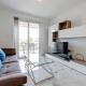 Splendid 2BR Apartment, steps to St Georges Bay, St Julian's
