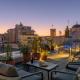 Meno Suite with Private Terrace - Jaccuzzi, Acropolis View, Athen - Foto 2