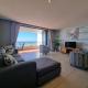 Accommodation Front - Immaculate 4 Sleeper with Ocean & Harbour Views Durban - Photo 1