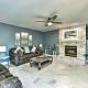 Pet-Friendly Maple Grove Gem with Private Yard!, Maple Grove (fotografie 4)