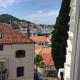 Spacious room with a panoramic view of harbor Dubrovník - Fotografie 10