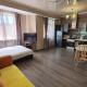 Orange apartment with panoramic view, Bischkek (Foto 7)