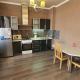 Orange apartment with panoramic view, Bischkek (Foto 5)