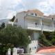 Apartments with parking space Makarska - 6636