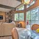 Lake Arrowhead Cabin with Mid-Century Charm!, Lake Arrowhead (foto 3)