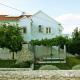 Apartments with parking space Supetar, Brac - 11147