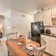 Cozy Garden Room in Welsh Mountain Suites!, New Holland (fotografie 7)