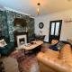 Contemporary & Chic inner terrace 5 mins from Barnsley town centre, Barnsley